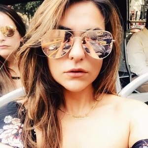 Meet your Posher, Sabrina